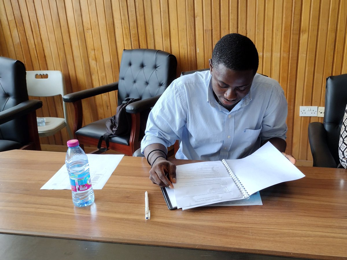 assaanntee's tweet photo. Yesterday, I had the privilege of being on the vetting panels for LINGSA, a department under the Faculty of Social Science at KNUST. It was an amazing experience evaluating and supporting aspiring individuals. Proud to be part of their journey! #LINGSA #KNUST #VettingPanels https://t.co/1zbfmIjBPR