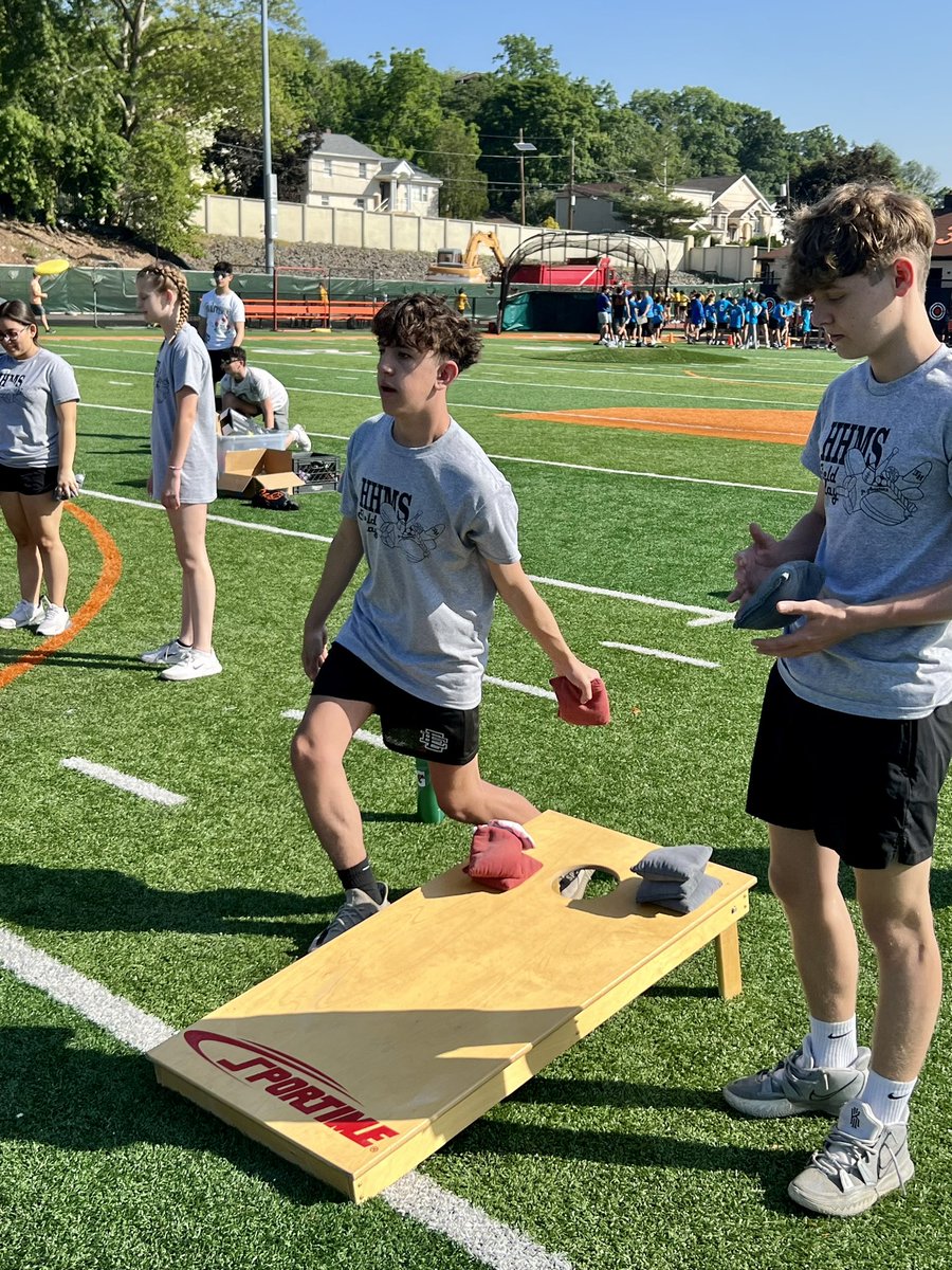 HHJuniorAviators tweet media