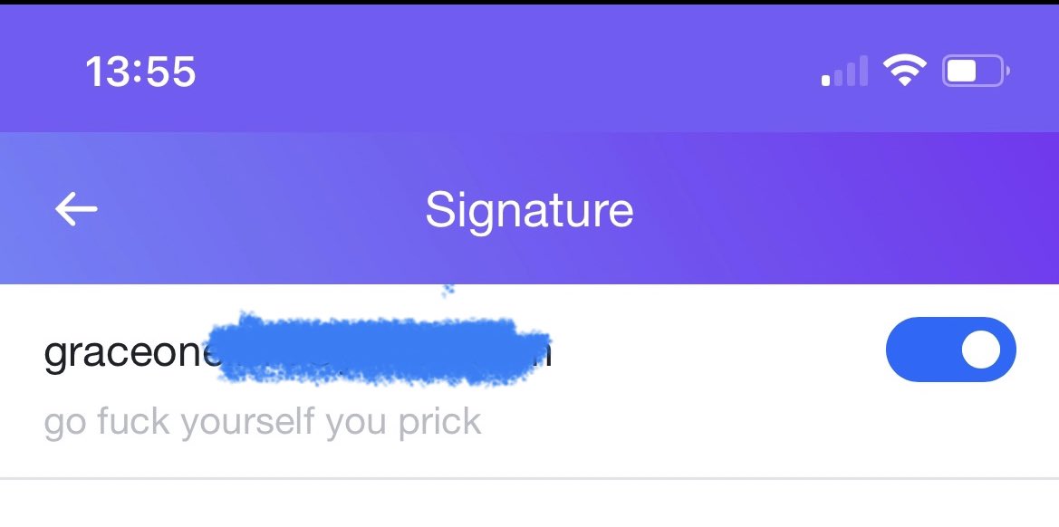 graceyoneill's tweet photo. Would love to know who changed my signature to this 🙃 https://t.co/UFkbUX2qcB