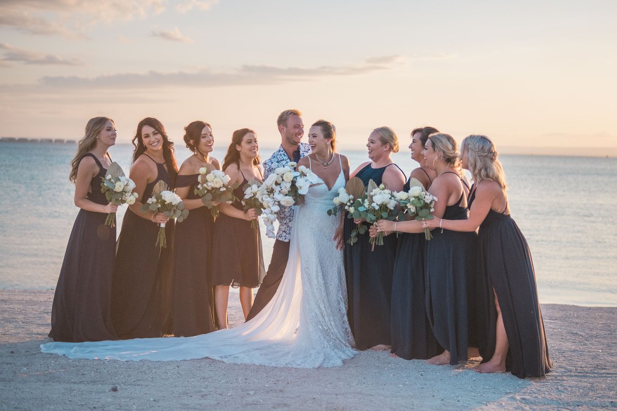 The “I Do” Crew, sisters by heart.❣️🫶
''He’s marrying her, but he’s stuck with us!'' 😄🥰
.
.
.
#luxuryweddingsincrete #weddingplanning #Weddingplannerscrete #weddingday #bridesmaids #bridesquad #marriedcouple #justmarriedcouple #justmarried