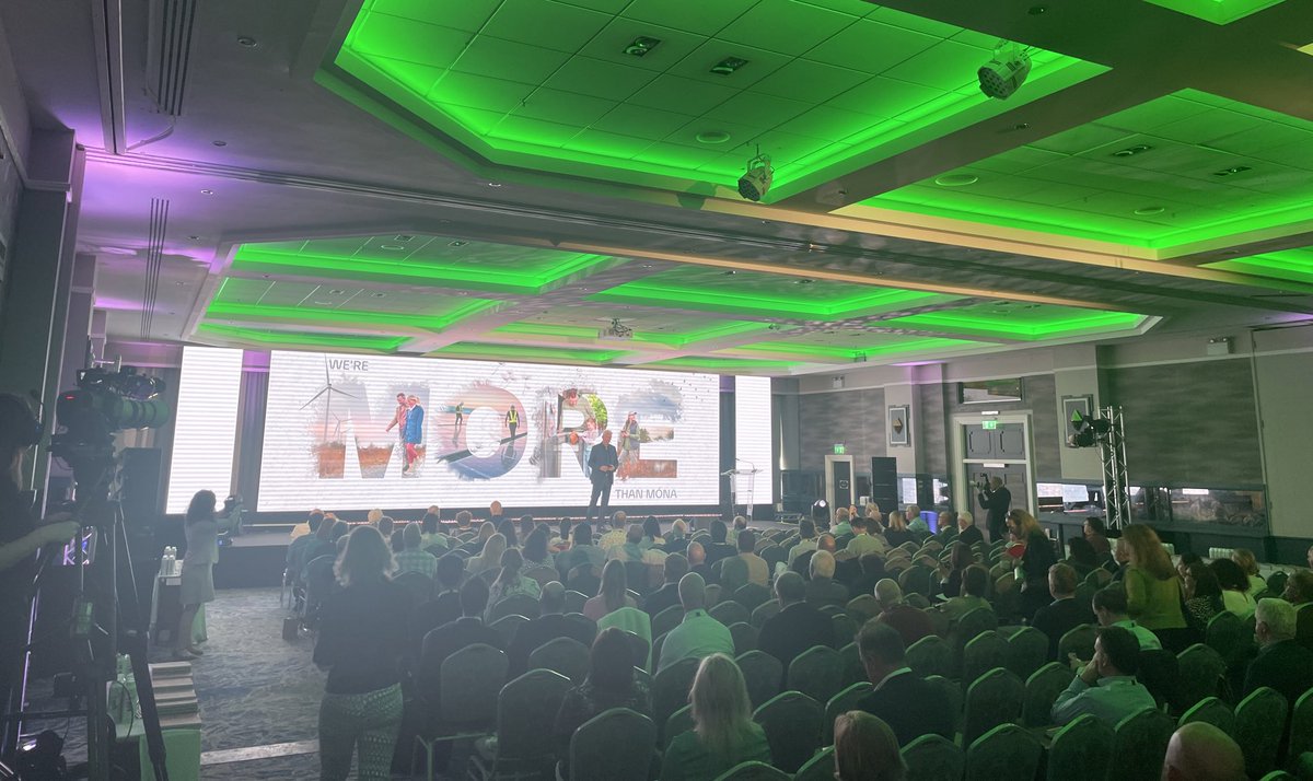 Inspiring to listen to Tom Donnellan sharing @BordnaMona’s ambitious journey to regenerate Ireland’s peatlands. A myriad of plant, insect and animal species are returning to our rewetted bogs. Such a wonderful story of nature healing.  #ISF23