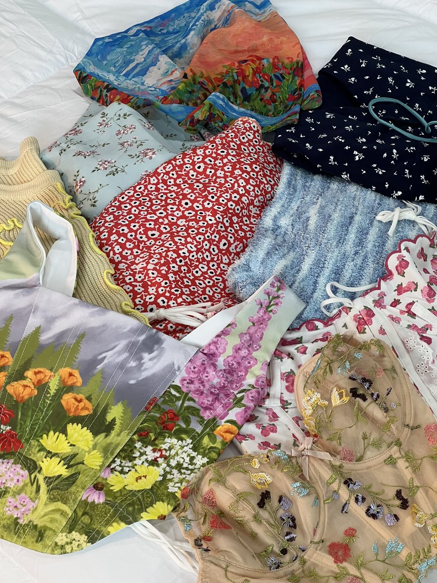 my fav flower tops &amp; pants💐🌳 รวมพิกัดร้านเสื้อ กระโปรงลายดอกไม้ คัลเลอร์ฟูลที่คนขอบ่อยมากๆ น่ารักชุบแป้งทอด =͟͟͞͞˳꙳॰｡ཻ˚ ✿