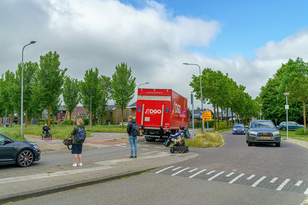 Het gemeentebestuur trekt de komende jaren ruim 50 miljoen euro uit voor maatregelen en projecten om lopen en fietsen in onze gemeente te stimuleren en de verkeersveiligheid voor deze weggebruikers te verhogen.  Lees het nieuwsbericht op onze website: bit.ly/3oHwWTm