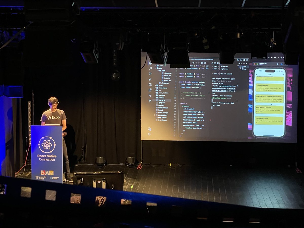 ReactNativeConn's tweet photo. He could have used static videos. But Live Debugging was cooler, wasn’t it? 🤩 @cedric_dev from @expo live at #ReactNativeConn https://t.co/T8aBbbyICF