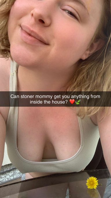 Hmm darling?💋 #mommy #Darling https://t.co/eo4nKpfs3g<a href="/tag/mommy"class="tags">#mommy</a><a href="/tag/darling"class="tags">#Darling</a>