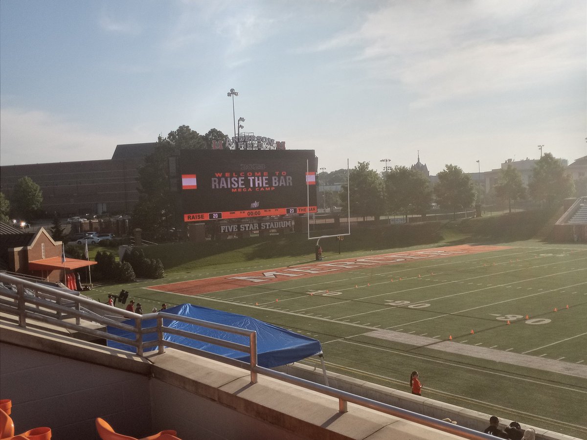 Coach Greg Miller (@coachmill57) on Twitter photo Day 1: Mercer Mega Camp
Session 1: RB/LB
Competing currently <a href="/TylerJensen2024/">Tyler Jensen</a> <a href="/SWalls27/">Samuel Walls</a> and <a href="/DeAnthonyPatt/">DeAnthony Patterson</a>
<a href="/_CoachJDavis_/">Coach J. Davis</a> <a href="/RRGirlsWts/">RRHS Athletic Director</a> <a href="/KnightsRRHS/">2025 River Ridge Knights Football</a> Day 1: Mercer Mega Camp
Session 1: RB/LB
Competing currently <a href="/TylerJensen2024/">Tyler Jensen</a> <a href="/SWalls27/">Samuel Walls</a> and <a href="/DeAnthonyPatt/">DeAnthony Patterson</a>
<a href="/_CoachJDavis_/">Coach J. Davis</a> <a href="/RRGirlsWts/">RRHS Athletic Director</a> <a href="/KnightsRRHS/">2025 River Ridge Knights Football</a>