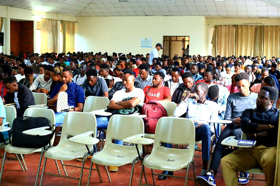 eShuri1's tweet image. We&apos;re thrilled to be part of the IBM Summit on 21st century skills, where we&apos;re exploring how technology can help us prepare the next generation for success in the digital age. #eShuri #IBMSummit #21stCenturySkills