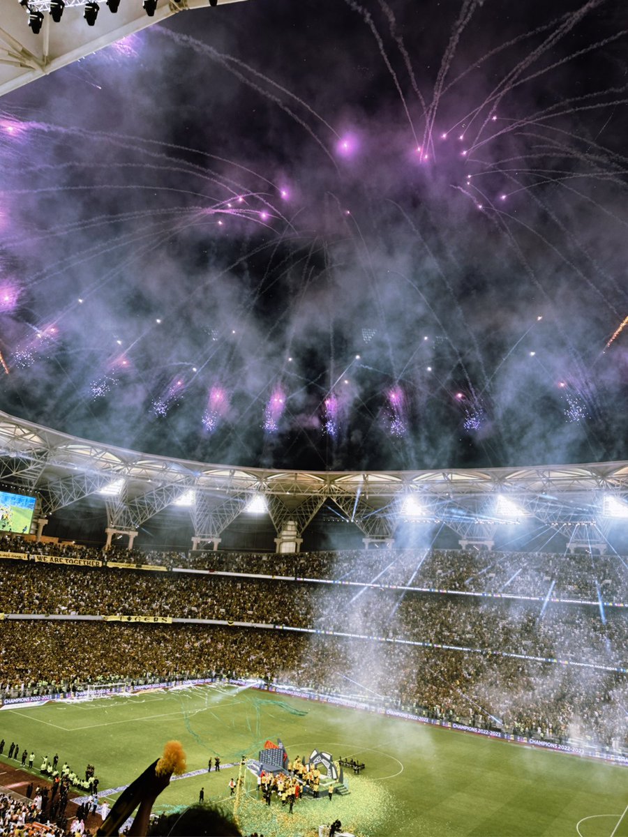 𝒲 🍂 tweet media