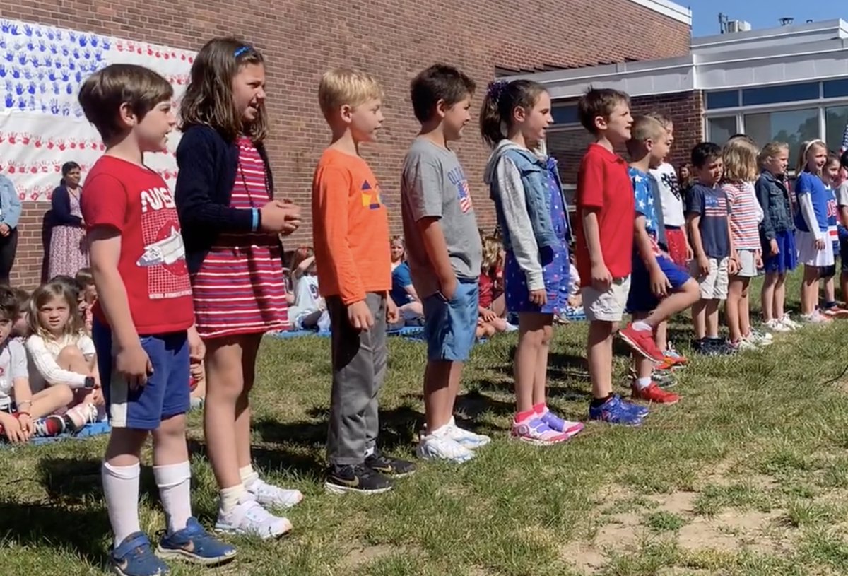 Medfield_SC's tweet photo. The countdown is on! There are 10 days left of school. To celebrate we're sharing daily photos from around the district.
Yesterday, Memorial first graders held their Flag Day celebration.
#medfieldps #mempk1 @JeffreyJMarsden https://t.co/BZagXJ80bK