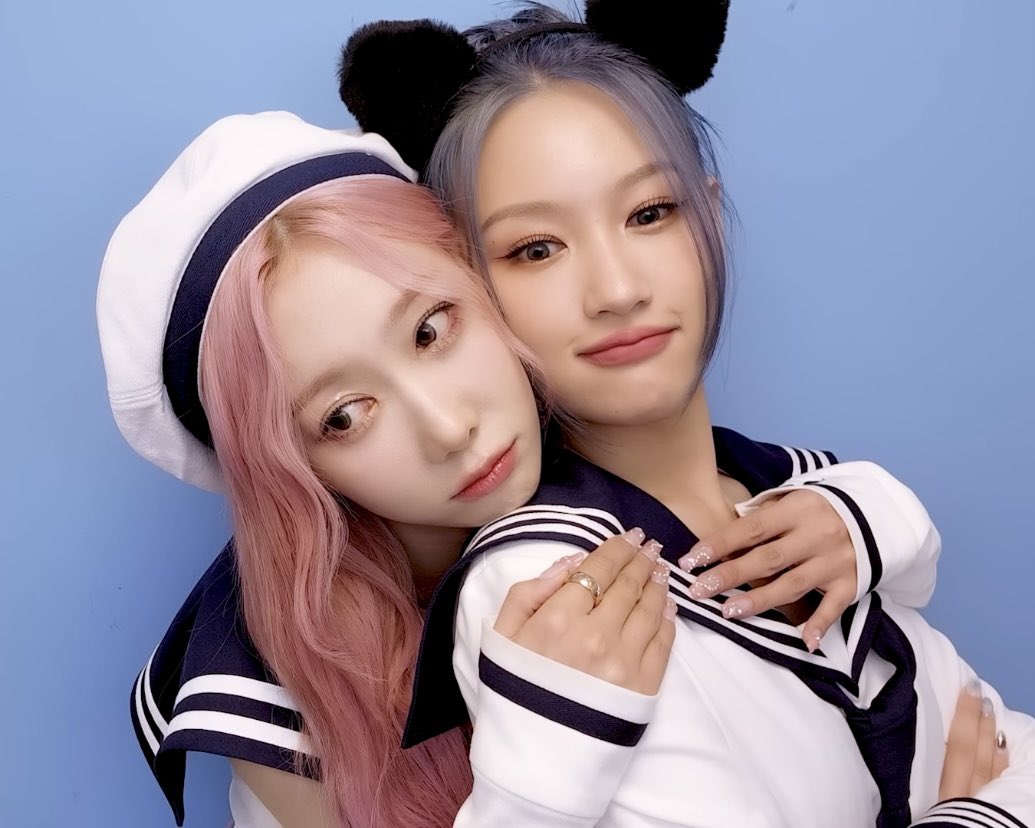 siyeon thinker on Twitter "sidong being the cotton candy duo"
