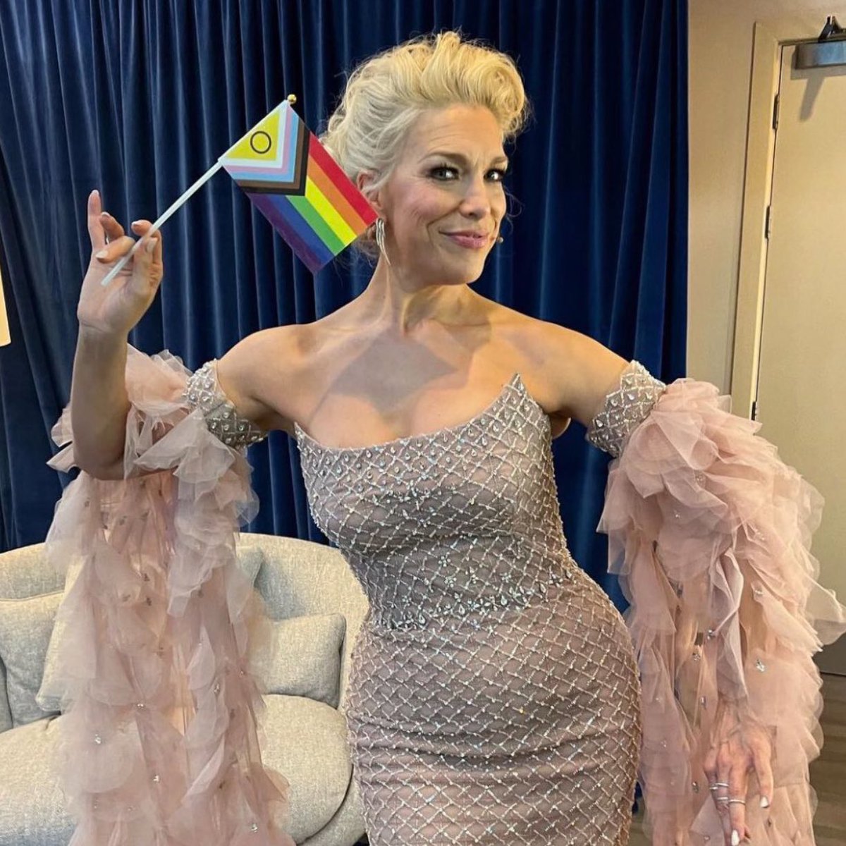 Happy Pride Month🏳️‍🌈 Here’s some Hannah Waddingham to get June off to a good start🌈