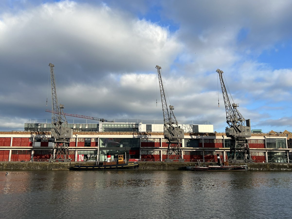 Rewarding morning in Bristol working with PhD students from across the south west about career transitions , choice and change. Hosted by Mshed, which has transformed from working dock to cultural hub. <a href="/Vitae_news/">Vitae</a> #HigherEd