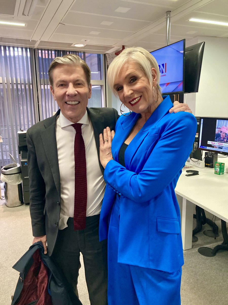 DawnNeesom's tweet image. That’s a wrap on brilliant week of ⁦@GBNEWS⁩ shows with fab ⁦@toryboypierce⁩. Thank you all for watching &amp;amp; lovely comments🙏🏻Joy to hand over ⁦@elliecostelloTV⁩ #PeterAndre #Breakfast 🥰 Me &amp;amp; Andrew on hols next week. Not together obvs…😈😉#GBNews