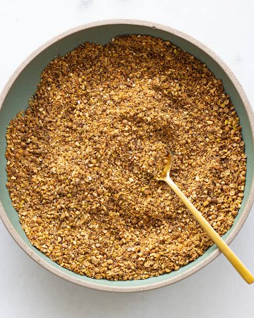 ChowSupport's tweet photo. This flavorful Egyptian blend of toasted nuts, seeds, and aromatic spices adds a delightful crunch and unique taste to African recipes.

Duqqa elevates the flavors of foods and brings a taste of North Africa to your kitchen.🥜🌿🔥 

#Duqqa #AfricanRecipes #NorthAfricancuisine https://t.co/xhii9Mra0I