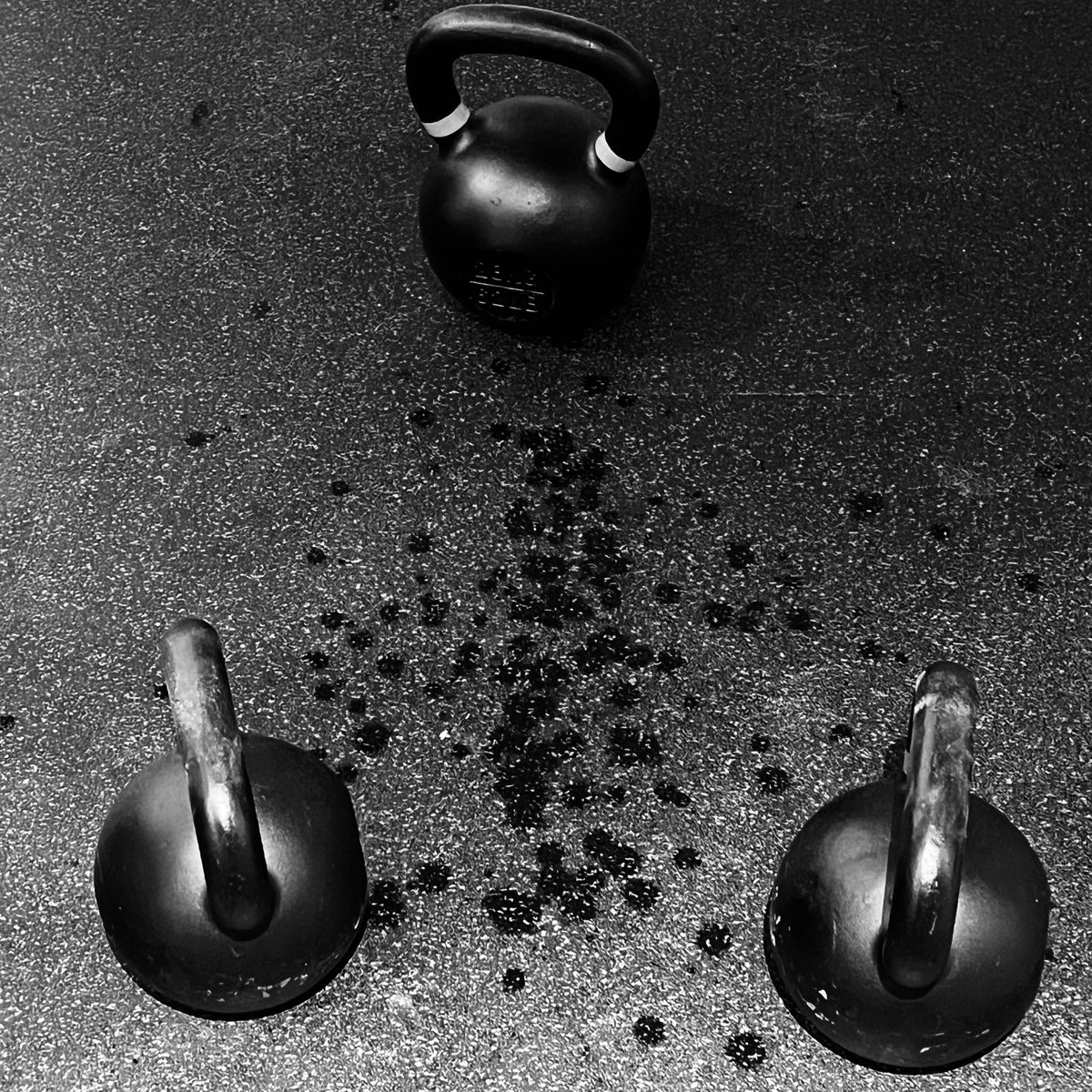 Jocko Willink on Twitter "Aftermath. Hotel with kettlebells. Bonus."