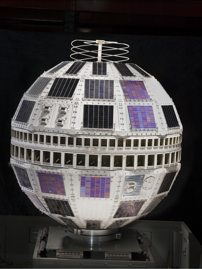 Anp🅰️nman📶 on Twitter "ASTS In 1962, ATT launched the world's first