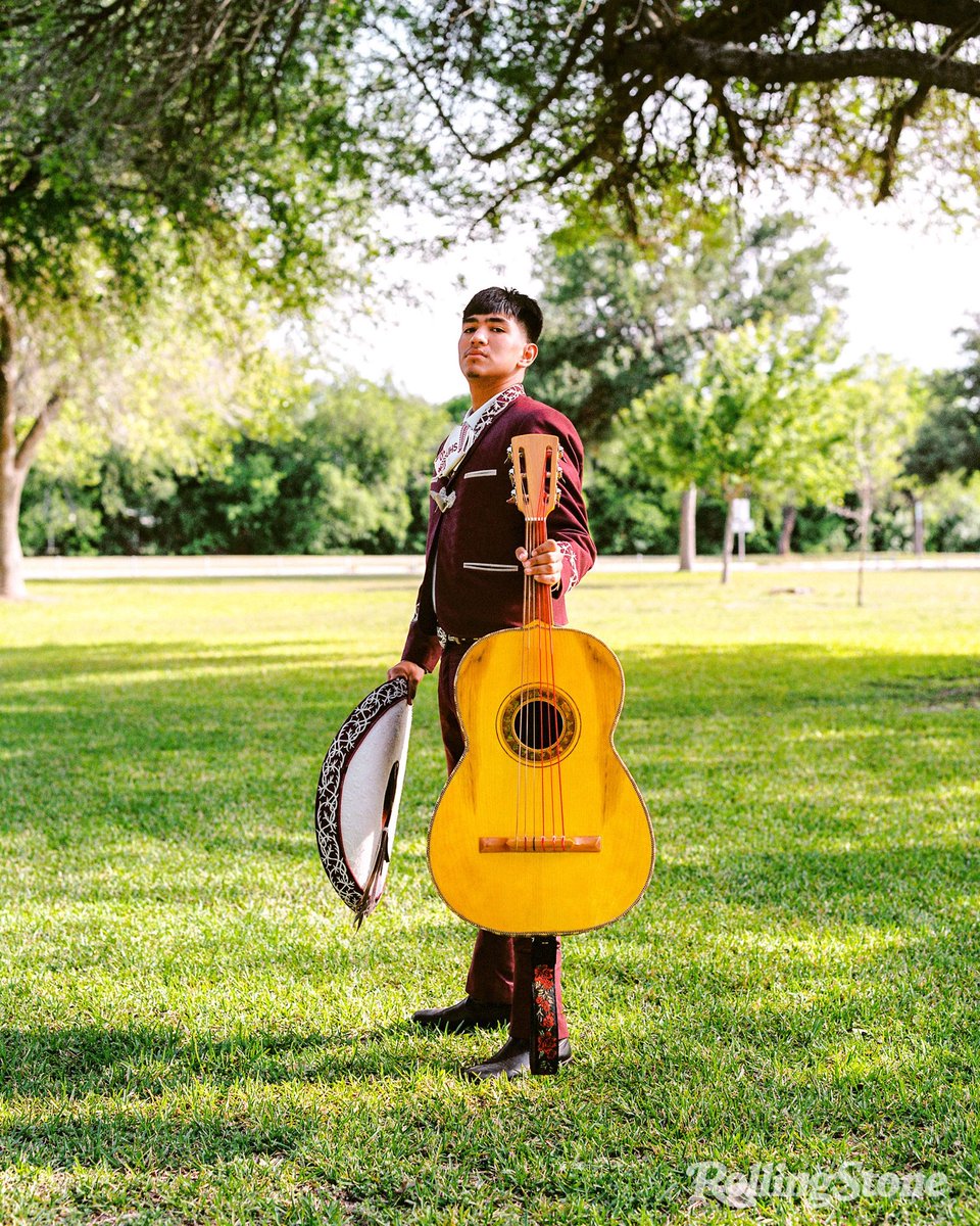 julyssa_raquel's tweet photo. The Champion Mariachi of Uvalde High School 

I wrote about a group of teenage mariachi musicians who brought a state trophy to their hometown this year. Especially grateful for the gorgeous photography from Jose Ibarra Rizzo: https://t.co/bClmrbtxCO https://t.co/aVwEKZRJSI