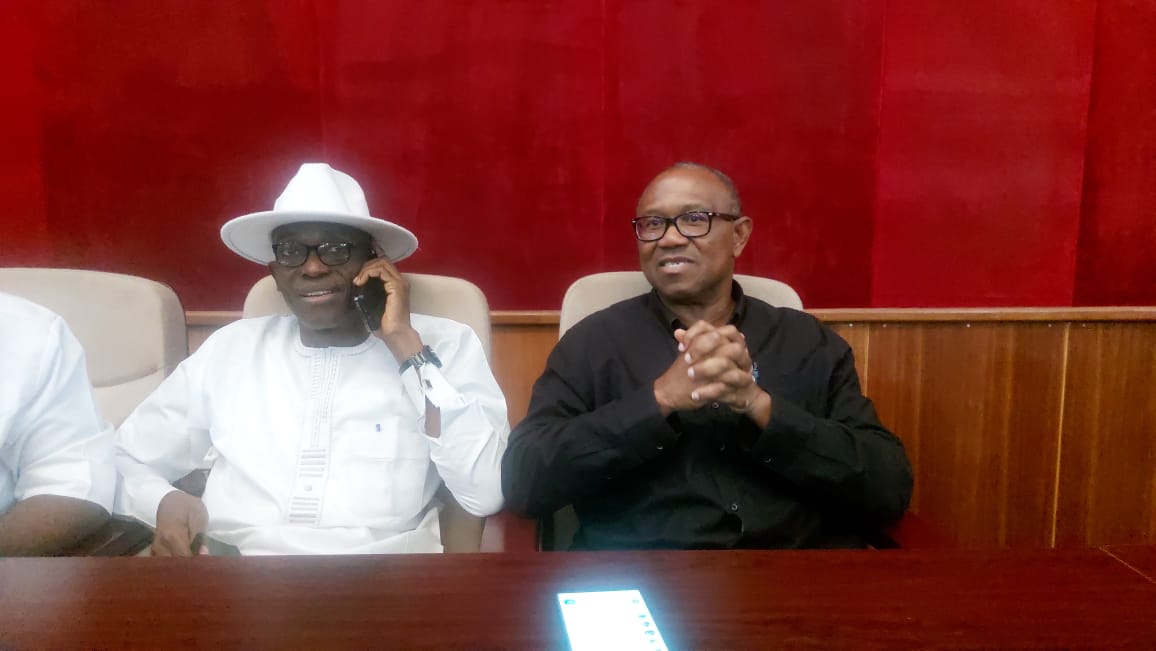 The standard-bearer of the Labour Party (LP), Peter Obi, and his party on Thursday, tendered INEC form EC8A from six states to advance their petition challenging the declaration of Bola Tinubu of the #Bola_Ahmed_Tinubu #INEC_fORM_EC8A #Labour_Party

parallelfacts.com/obi-vs-tinubu-…