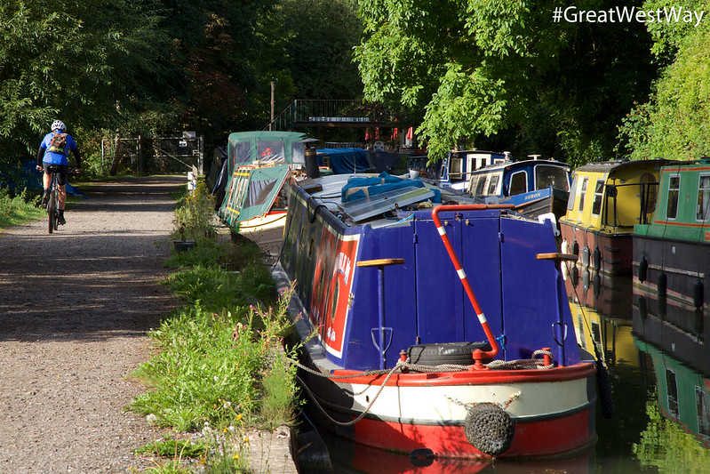 Enjoy 87 miles of the Kennet and Avon when travelling between Bristol and Reading this season...

bit.ly/3E7ByXI

@CanalRiverTrust

#GreatWestWay