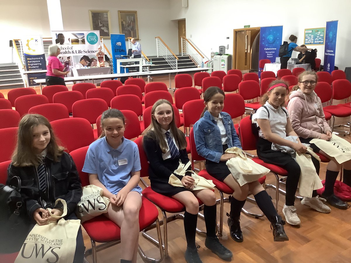 MossvaleP's tweet photo. P6 girls ready for the #SmartSTEMS event at @uniwestscotland ๐ญ๐งช๐ฉโ๐ฌ https://t.co/f300bVY8XT