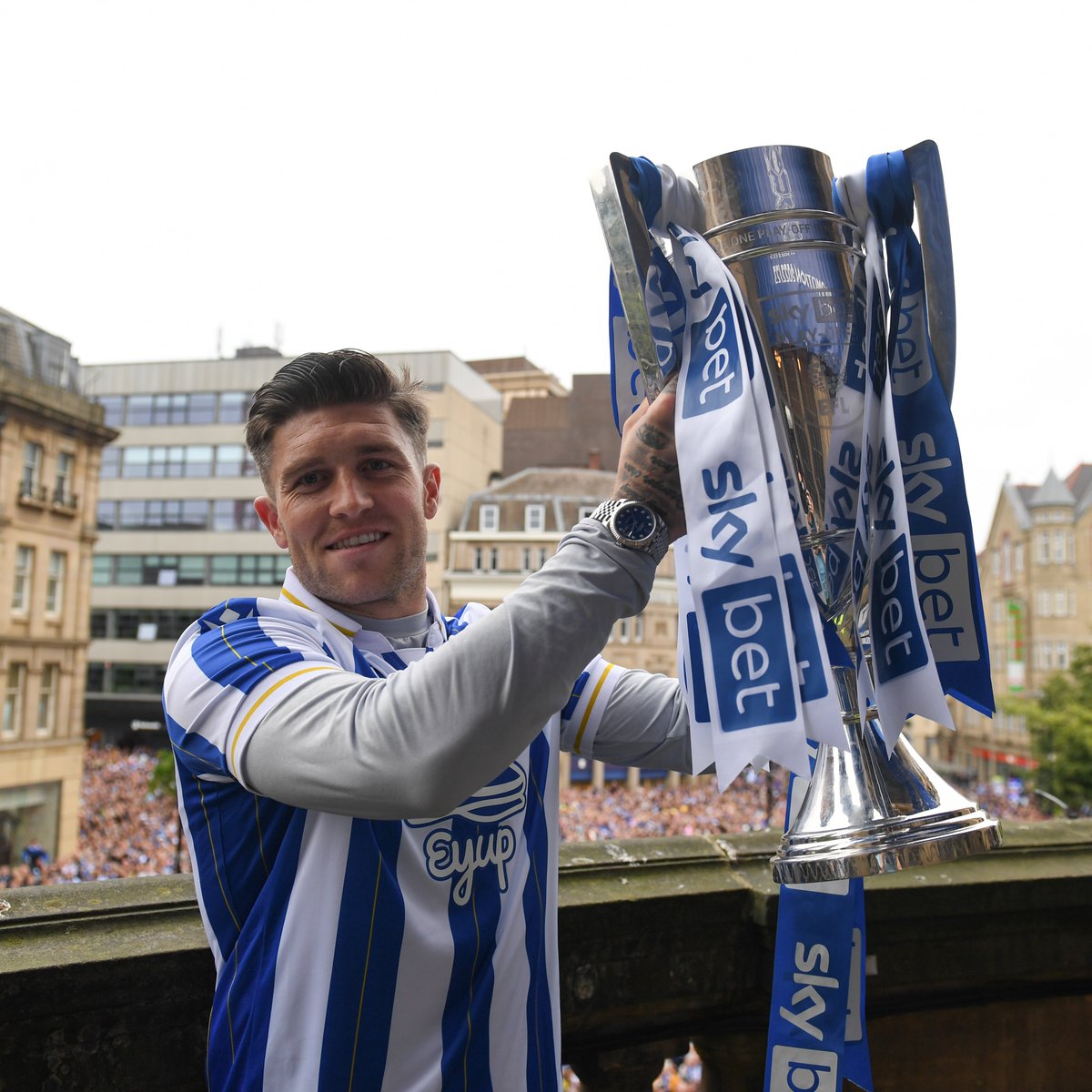 swfc's tweet photo. JW 🏆 https://t.co/cQrA5clSrA