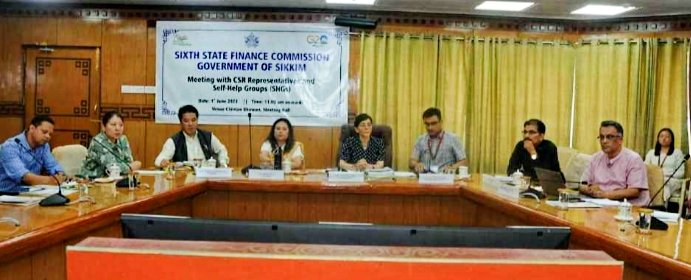 <a href="/PRIA_India/">PRIA India</a> facilitated dialogue among 6th State Finance Commission Sikkim and #CSR representatives of various industries in #Sikkim Industry demands for nodal agency at govt level to coordinate their fruitful and sustainable engagement with Local Bodies  
m.facebook.com/story.php?stor…
