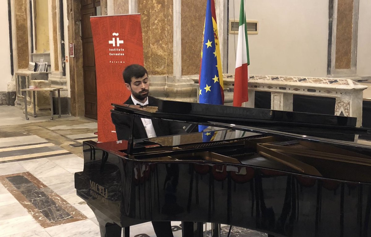 Still with emotional hangover 🤩 after my début  🎹🎶 Tuesday evening in Sicily 🇮🇹 . Thank you <a href="/mariacanals_bcn/">Concurs Maria Canals</a> and <a href="/InstCervantes/">Instituto Cervantes</a> Palermo for such a wonderful organisation and to the palermitan audience for their warm welcome 🥰
Can't wait to come back to this enchanting island!