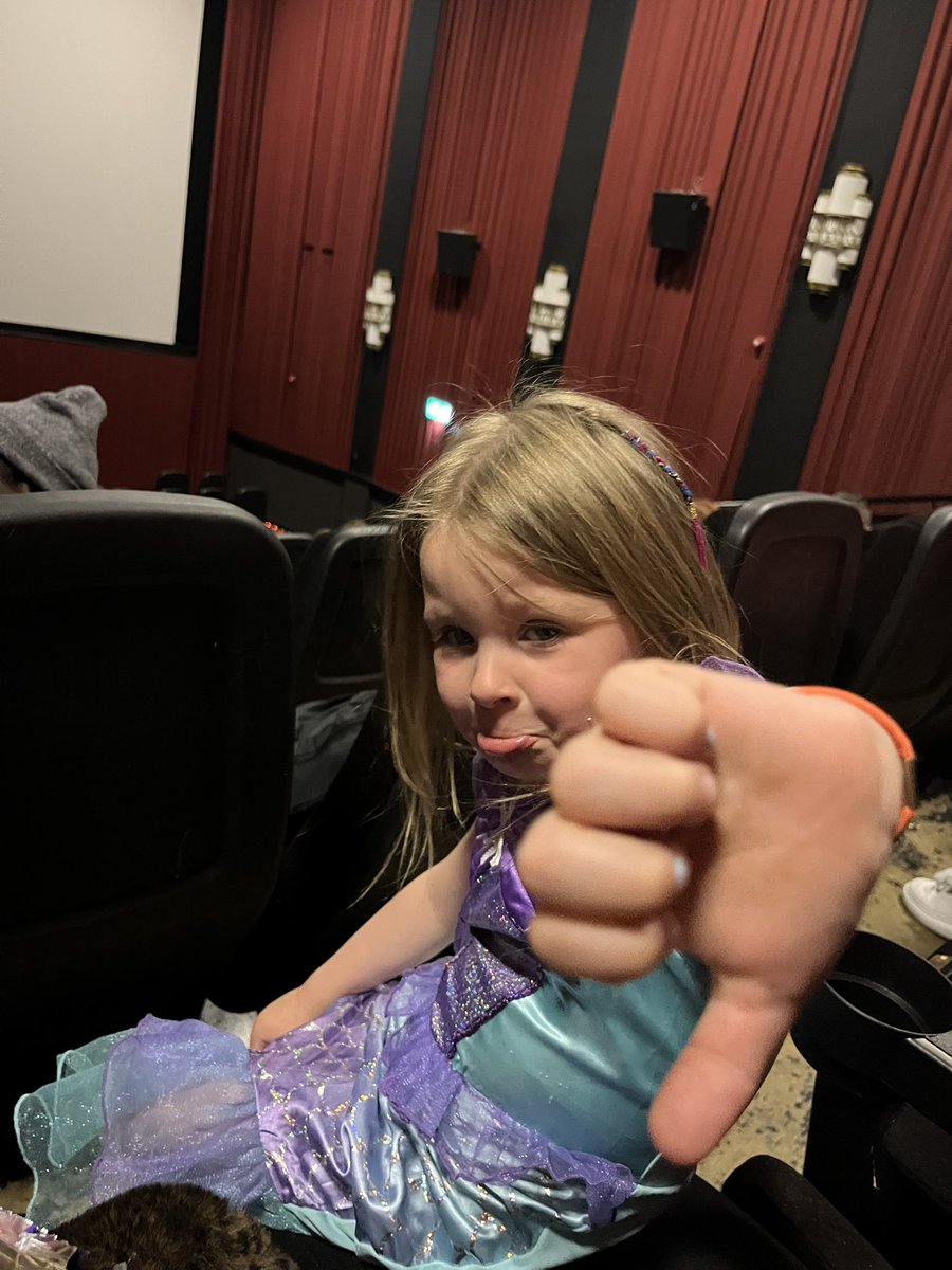 xTashaEdgex tweet picture