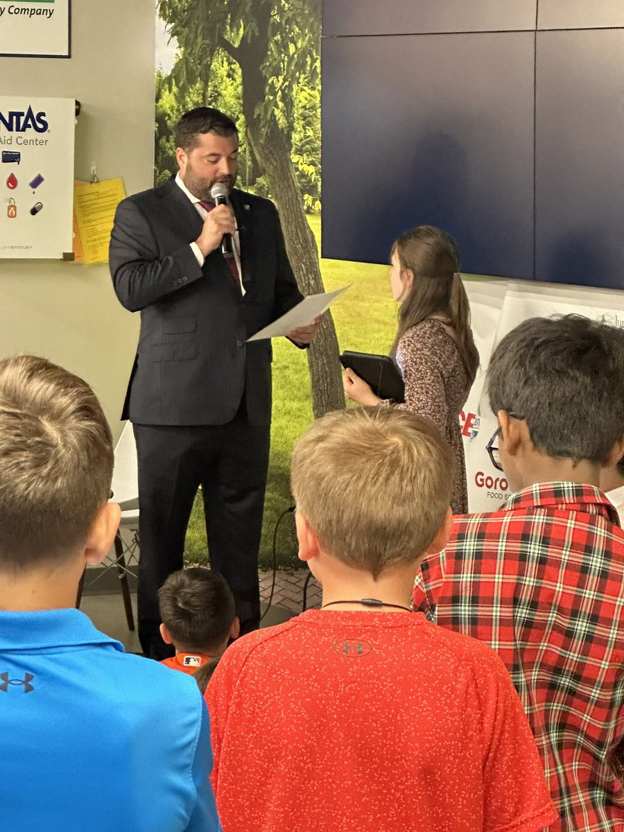 Senator Devlin Robinson on Twitter "Yesterday I swore in a new mayor