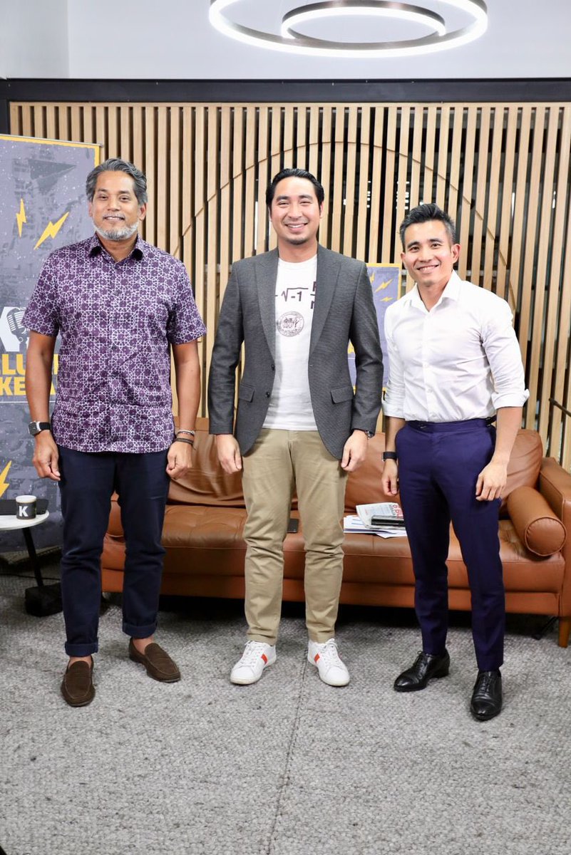 Thank you <a href="/Khairykj/">Khairy Jamaluddin 🇲🇾🌺</a>, <a href="/ShahrilHamdan/">Shahril Hamdan</a> for having me in <a href="/keluarsekejap/">Keluar Sekejap</a>. Tune in to: 

YouTube: youtu.be/W_seJr1fkSk
Spotify: tinyurl.com/dv3mvdpf
Apple: tinyurl.com/2whej5es