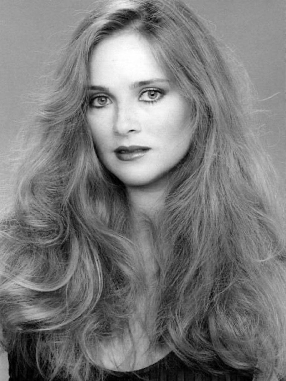 Good Morning Happy Birthday Robin Mattson. One of my favorite Soap Actresses 