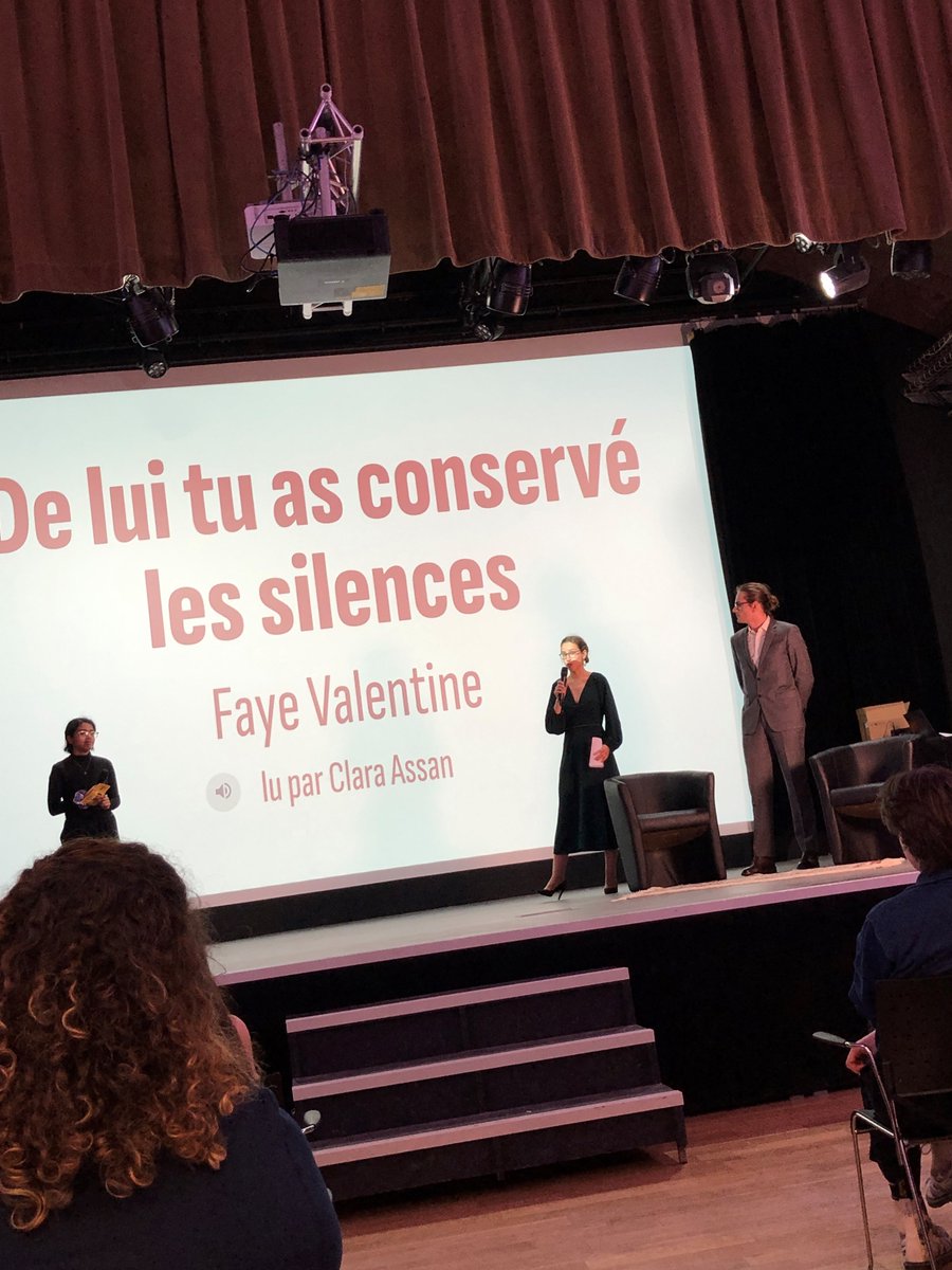 Asfored's tweet photo. Découvrez en images la soirée de lancement de l’ouvrage « Lignées », organisée par la maison d’édition : Vies à Vies Éditions, crée par les Masters 2 CREM.Encore bravo à eux!
#asfored #edinovo #lancementdelivre #projetcollectif #bravoatous #fierté #viesavies #sorbonneuniversité https://t.co/BgFw5oipUe