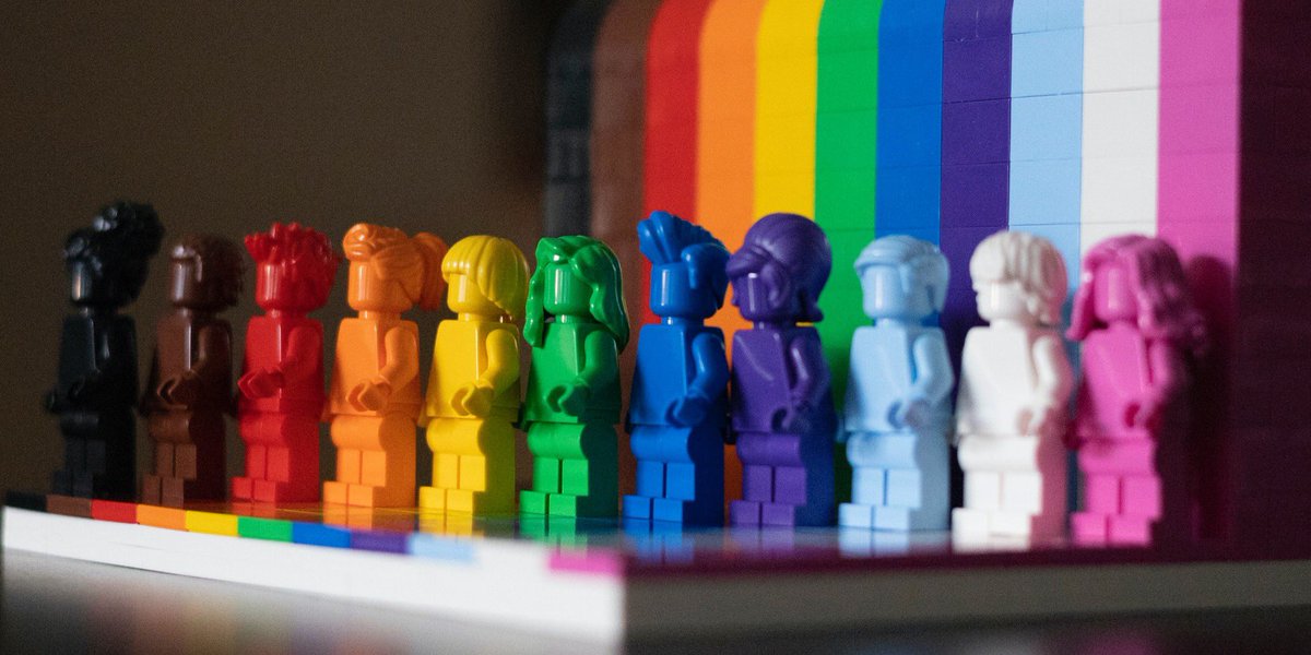 Let love lead the way 💖🌈 
Happy #Pride Month!

🩷❤️🧡💛💚🩵💙💜🤎🩶🤍🖤

#loveislove #pridemonth #aoii #inspireambition <a href="/alphaomicronpi/">Alpha Omicron Pi</a> <a href="/ucaoii/">UCalgary AOΠ</a>