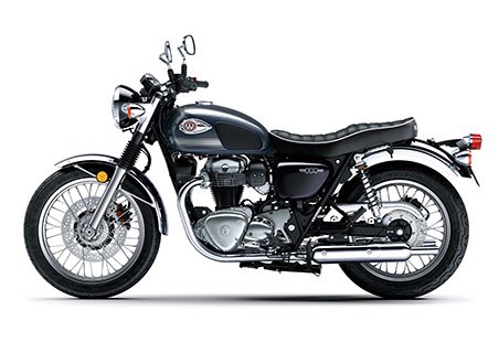 SnakedlowsT's tweet photo. Reitas bike from the last 3 photos seems to be a Kawasaki W800

https://t.co/952oMfcqi4 https://t.co/CwfWMVyHyR