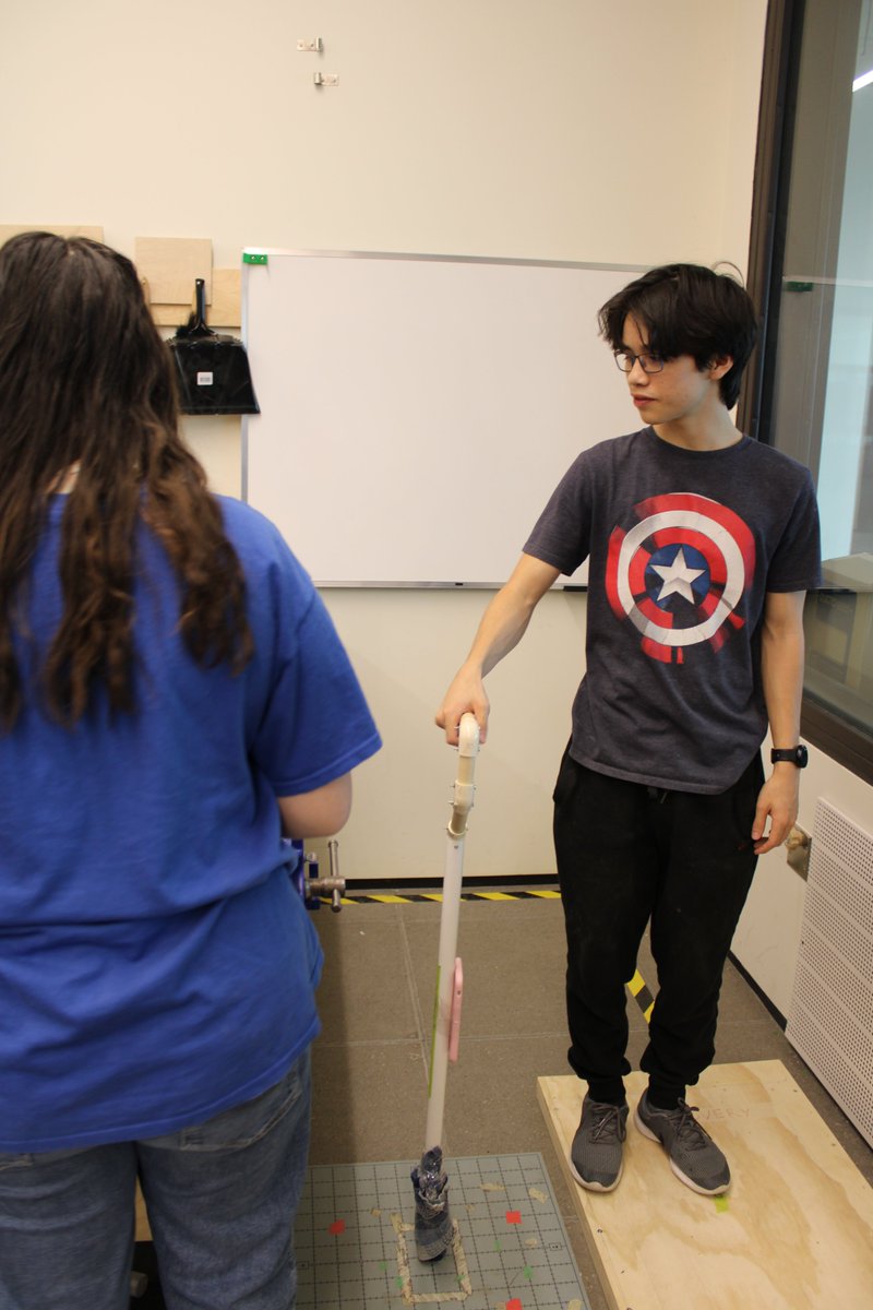 The Discovery Symposium is happening tomorrow from 9-1 in the Medical Sciences Building. Grade 11 students from <a href="/YORKMEMO_TDSB/">York Memorial CI</a> and <a href="/wtcstdsb/">Western Technical-Commercial School</a> will be presenting their posters to conclude 6 weeks of learning. Come check it out!