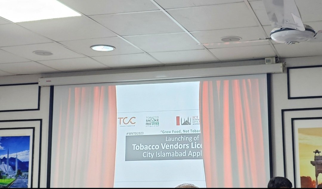 Bilal Azam Khan tweet media