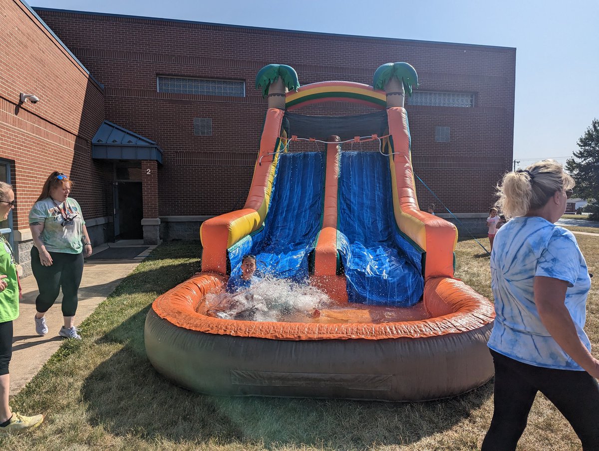 Jim Angelo (@jim_angelo_1969) on Twitter photo #SESINSPIRES with field day -- fun for kids, staff, families. Thanks to <a href="/jwhsathletics/">James Wood Athletics & Activities</a> Leo Club for volunteering to help! <a href="/KimOlsenAP/">Kim Olsen, M.Ed.</a> @sgross_jwhs <a href="/pennypam1/">Mark Pennypacker</a> @fcpsk12 #SESINSPIRES with field day -- fun for kids, staff, families. Thanks to <a href="/jwhsathletics/">James Wood Athletics & Activities</a> Leo Club for volunteering to help! <a href="/KimOlsenAP/">Kim Olsen, M.Ed.</a> @sgross_jwhs <a href="/pennypam1/">Mark Pennypacker</a> @fcpsk12