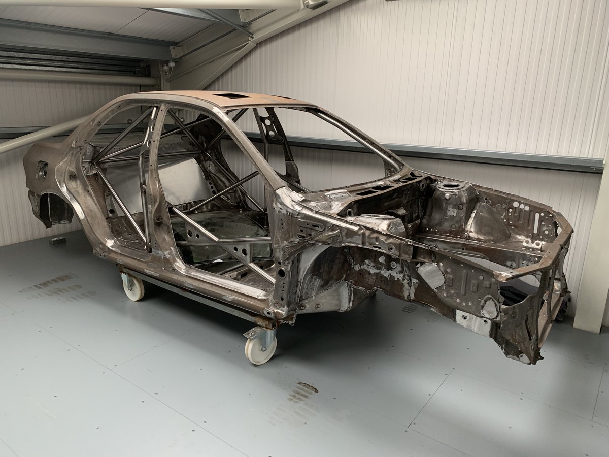 An interesting addition to our car storage facility today this Subaru Impreza 4-door G8 bodyshell. Just had the roll cage fitted, and the next step is to get a coat of primer paint on it before it goes into build to make a replica rally car.
#CarStorage #SubaruImpreza