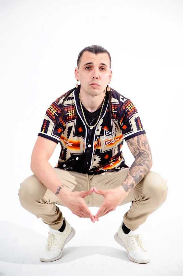 A big welcome to Ottawa's <a href="/CodyCoyoteMusic/">Cody Coyote</a> who will be performing at 5:00 p.m. on June 4 on the main stage! Cody is of Ojibwe/Irish descent with ancestry from Matachewan First Nation. 
Come see him live, and check out his website
📷codycoyotemusic.com