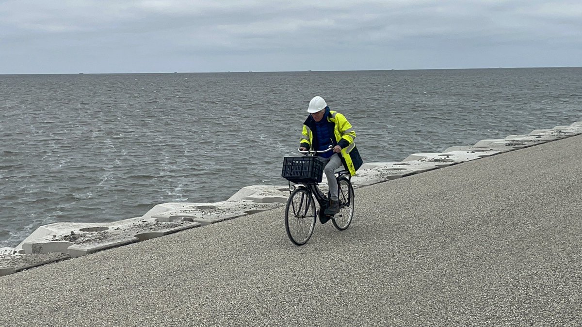 Na ontwikkelen van heel veel prachtige projecten de laatste meters van pensionado Jan Doornbos op de <a href="/deafsluitdijk/">De Afsluitdijk</a>