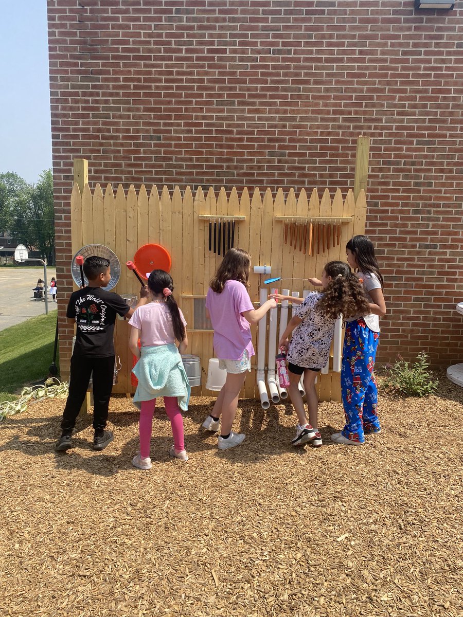 Wyomissing Area SD tweet media