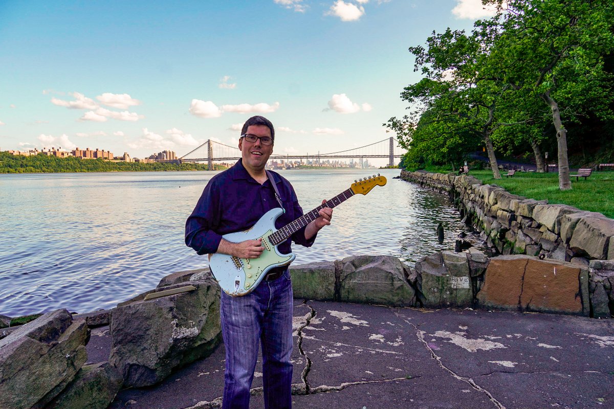 monroe_quinn's tweet photo. The Gigs Update for June has launched, and it's a heavy one. Thank u 4 supporting #livemusic
https://t.co/A2WHGmNC7q
#jazzguitar #wamplerpedals #jazzguitar #tenorbanjo #fenderstratocaster #pyramidstrings https://t.co/FxzijGL3S6