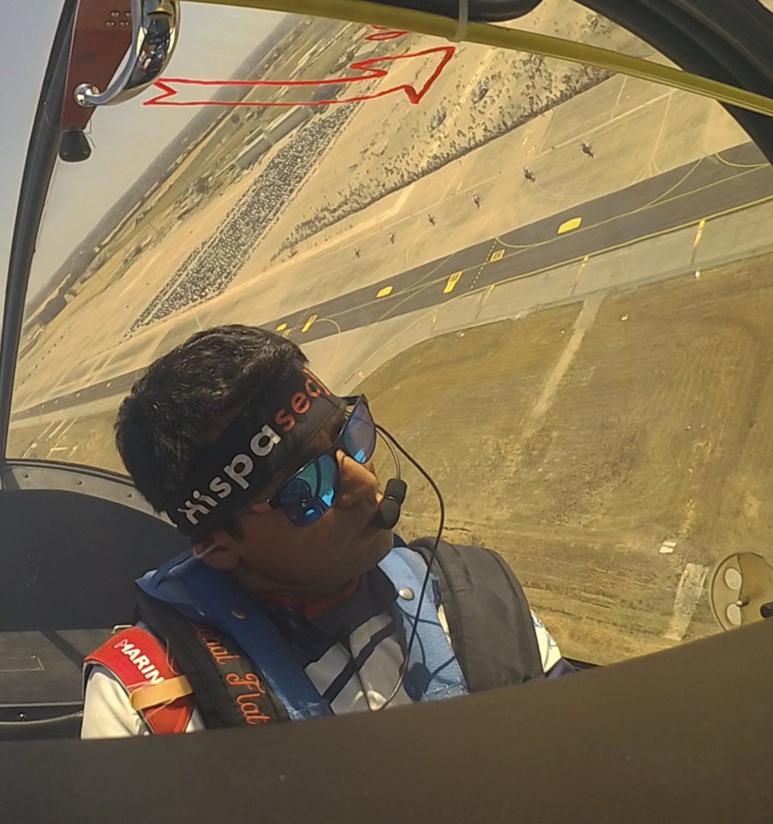 Camilo Benito - Aerobatic Pilot (@camilobenito84) on Twitter photo El 13 de Mayo pudimos disfrutar de la Jornada Aeroespacial <a href="/13mayojornada/">13mayojornadaaeroespacial</a> en la Base Aerea de Morón. Recordando cómo se vio desde dentro y desde fuera este impresionante evento. #fly #volar #hispasec #aerobatics @his El 13 de Mayo pudimos disfrutar de la Jornada Aeroespacial <a href="/13mayojornada/">13mayojornadaaeroespacial</a> en la Base Aerea de Morón. Recordando cómo se vio desde dentro y desde fuera este impresionante evento. #fly #volar #hispasec #aerobatics @his
