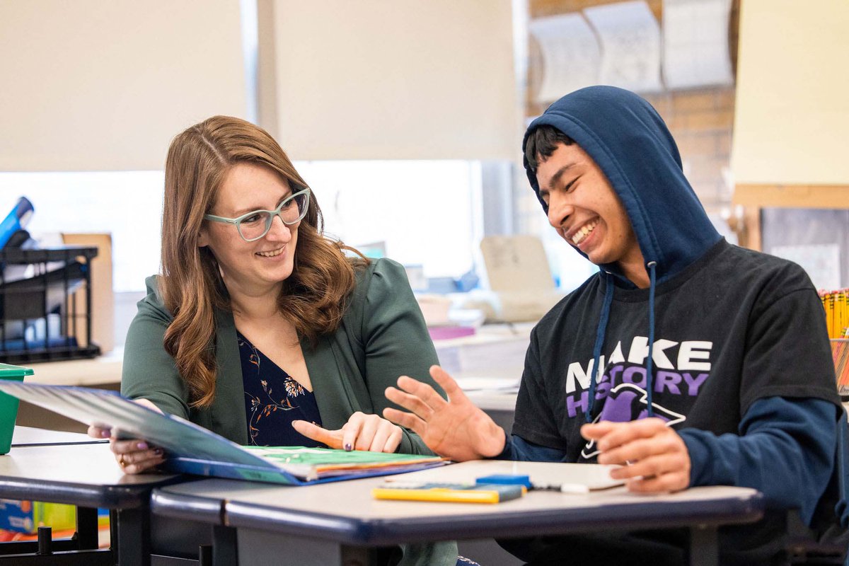 Principal Rebecca Kijeck and her team at Peace &amp; Education High School connect newcomer students across Chicago. Find out how they launched a pen-pal program and created opportunities for students to learn about their new home in our latest case studies: thefundchicago.org/report/2023/eq….