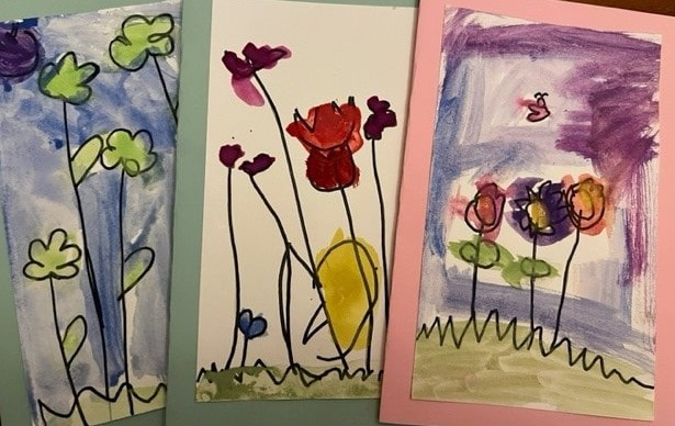 iGenOttawa’s #IntergenerationalDay presentation for the Seniors' Centre Without Walls program included grade 5 students from @BroadviewPS1 for a heartwarming discussion. Kindergarten students from @HopewellAvePS made cards for the participating seniors! @Good_Companions #IGDay