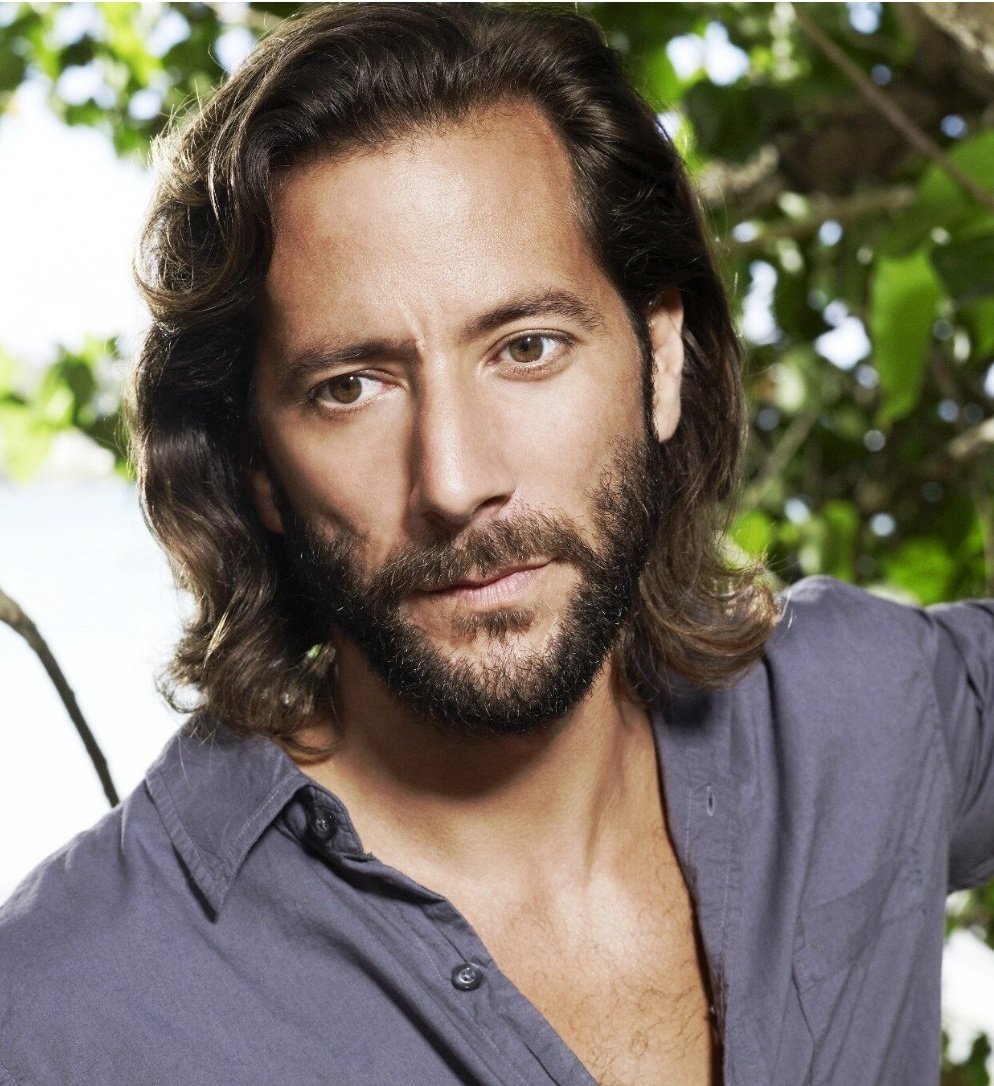 Happy Thursday! #henryiancusick #hicusick #lost #desmond #ourconstant #ThrowbackThursday