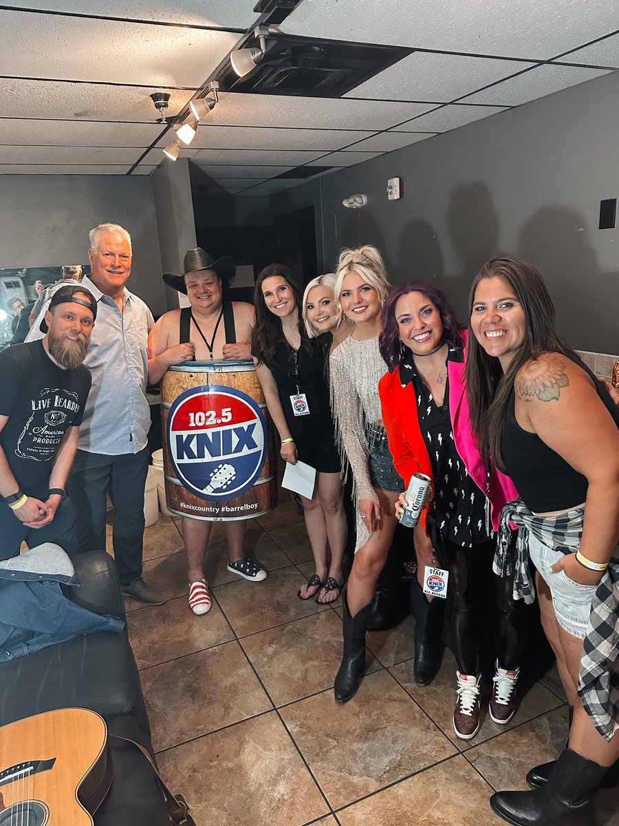 Tigirlily Gold on Twitter "Country music duos 🤝 songs about tequila // best night opening for