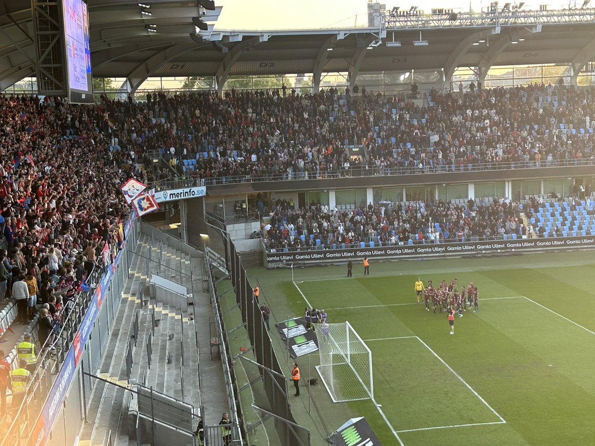 nilsson19's tweet photo. 🔴🔵 https://t.co/oBsyRHBHaS