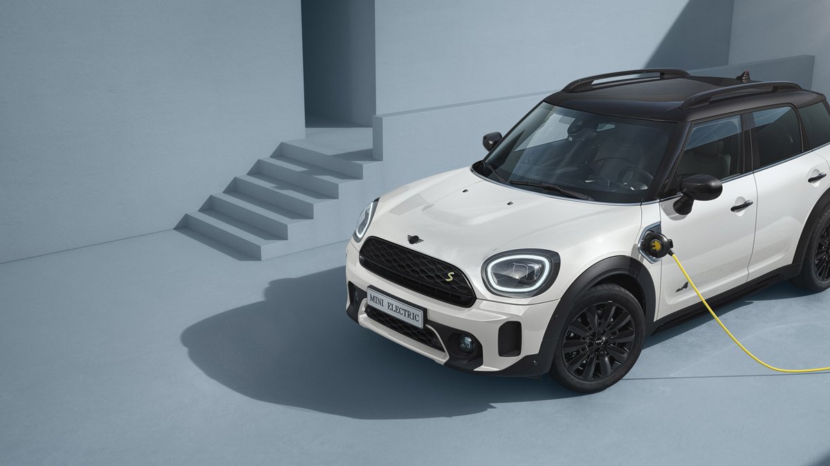 Anyone fancy a MINI Adventure this summer? sogomobility.co.uk/vehicle-detail…

#carleasing