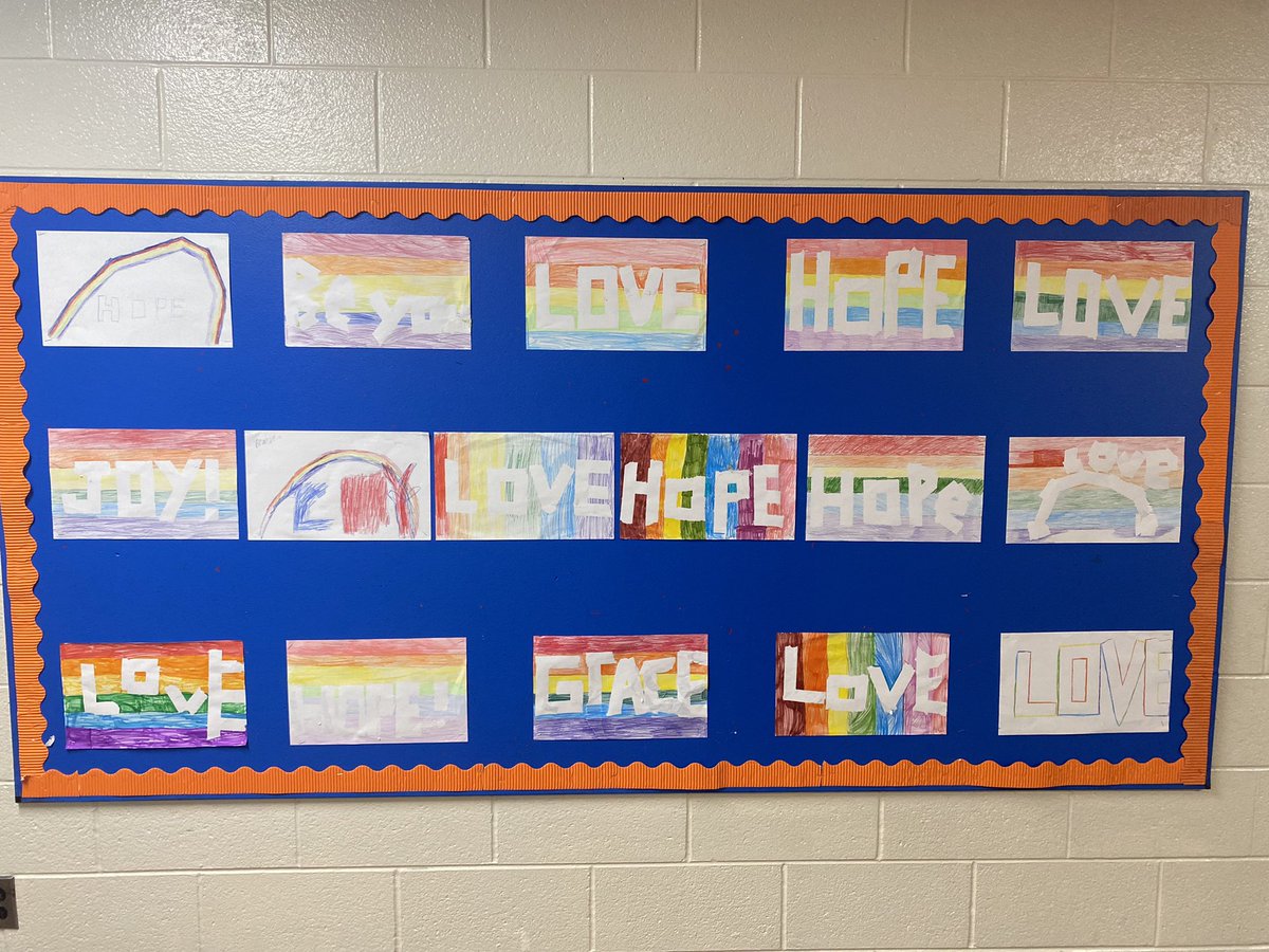 MissR_Classroom's tweet photo. 🏳️‍🌈Happy Rainbow Day🏳️‍🌈 we commit to nurturing safe &amp; inclusive environments where everyone is valued &amp; respected . Today students created art that celebrated love, acceptance and inclusivity @HolyFamilyHCDSB @HCDSB #rainbowday #pridemonth https://t.co/uc0V19rB29
